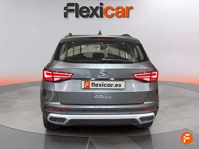 Usado Seat Ateca Style 150 CV (110 kW) 2023 Gris SUV