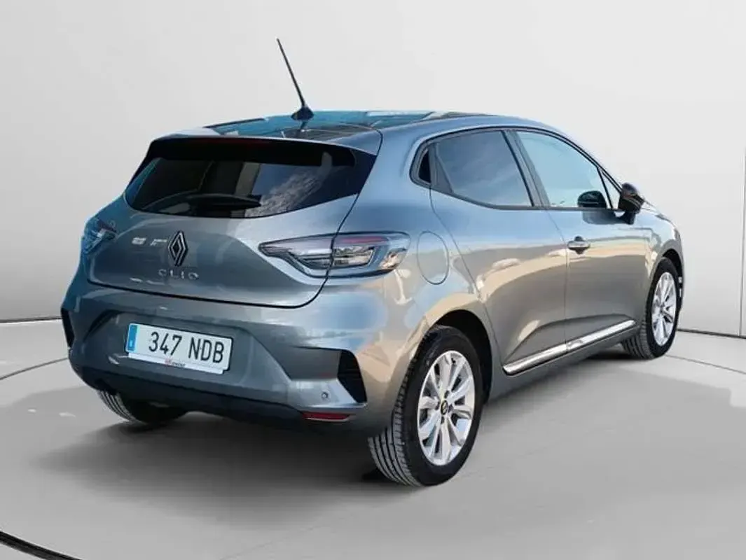 Usado Renault Clio V Evolution 102 CV (75 kW) 2025 Gris Utilitario