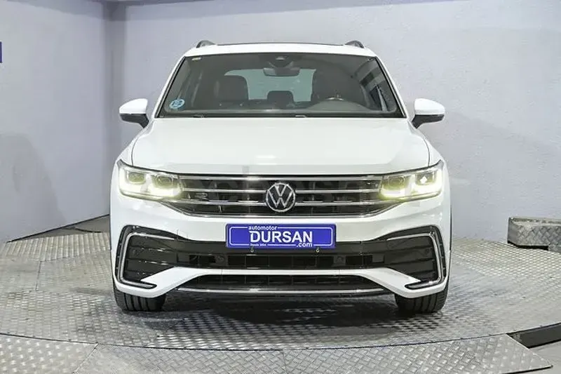 Usado VW Tiguan R-line 150 CV (110 kW) 2022 Blanco SUV
