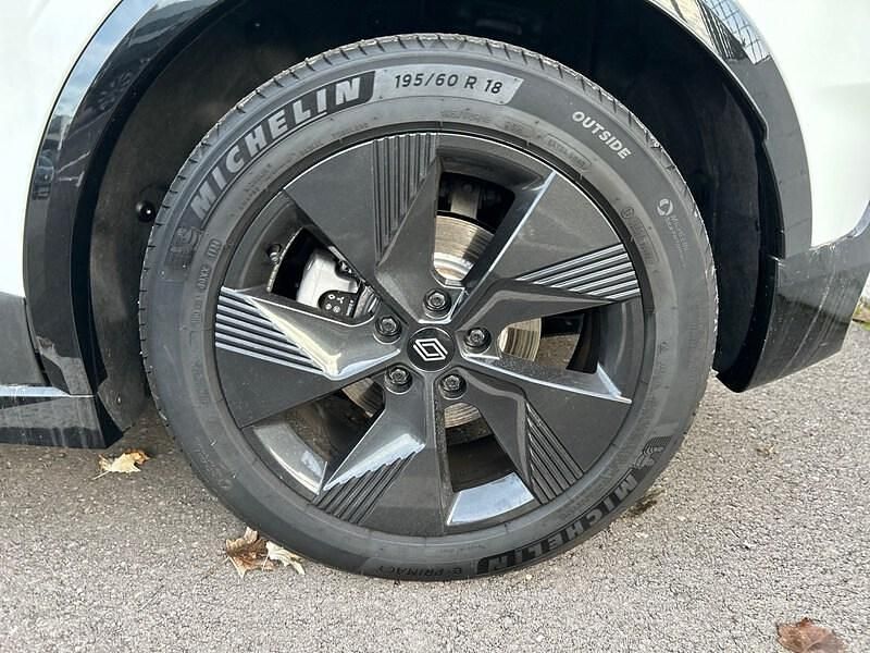 Usado Renault Megane E-Tech Evolution 95 kW (130 CV) 2024 Blanco Berlina