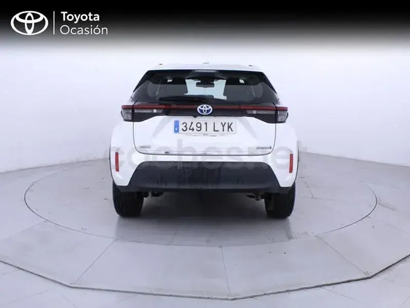 Usado Toyota Yaris Cross Active 116 CV (85 kW) 2022 Blanco SUV