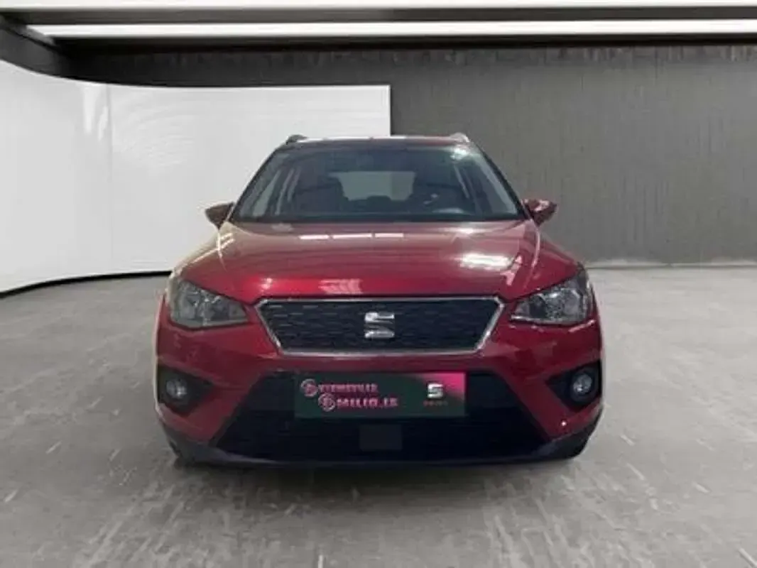 Usado Seat Arona Style 95 CV (69 kW) 2018 Rojo SUV