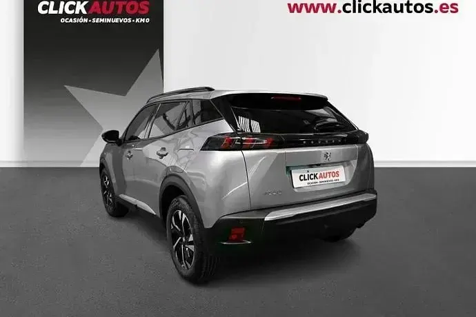 Usado Peugeot 2008 Allure 100 CV (73 kW) 2022 SUV