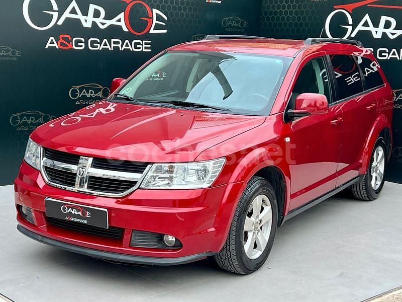 Usado Dodge Journey SXT 140 CV (102 kW) 2008 Granate SUV