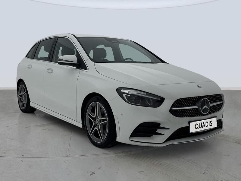 Usado Mercedes B200 AMG line 150 CV (110 kW) 2025 Blanco Utilitario