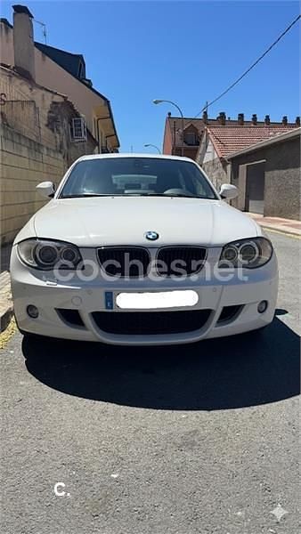 Używany BMW 118 143 KM (105 kW) 2009 Biały Hatchback