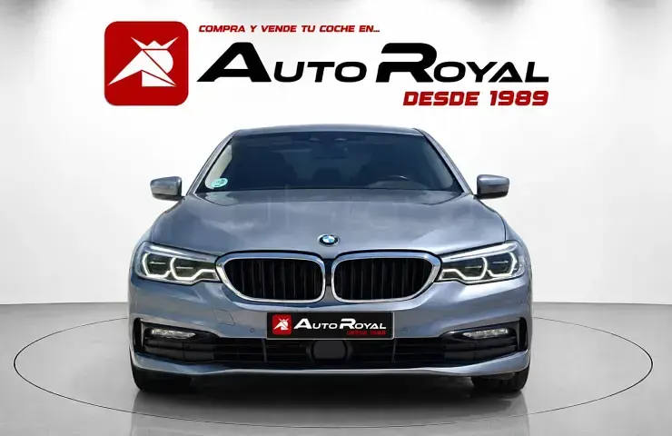 Usado BMW 530 Sport Line 265 CV (194 kW) 2017 Gris (metalizado) Berlina