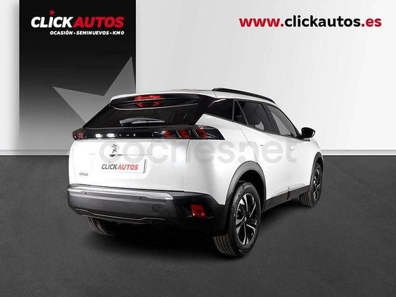 Usado Peugeot 2008 Allure 100 CV (73 kW) 2023 Blanco SUV