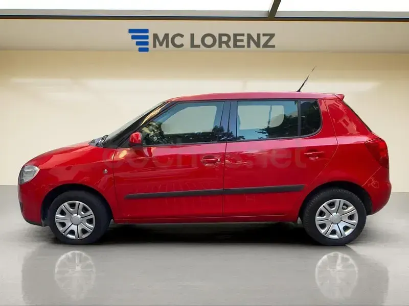 Usado Skoda Fabia 60 CV (44 kW) 2008 Rojo Berlina