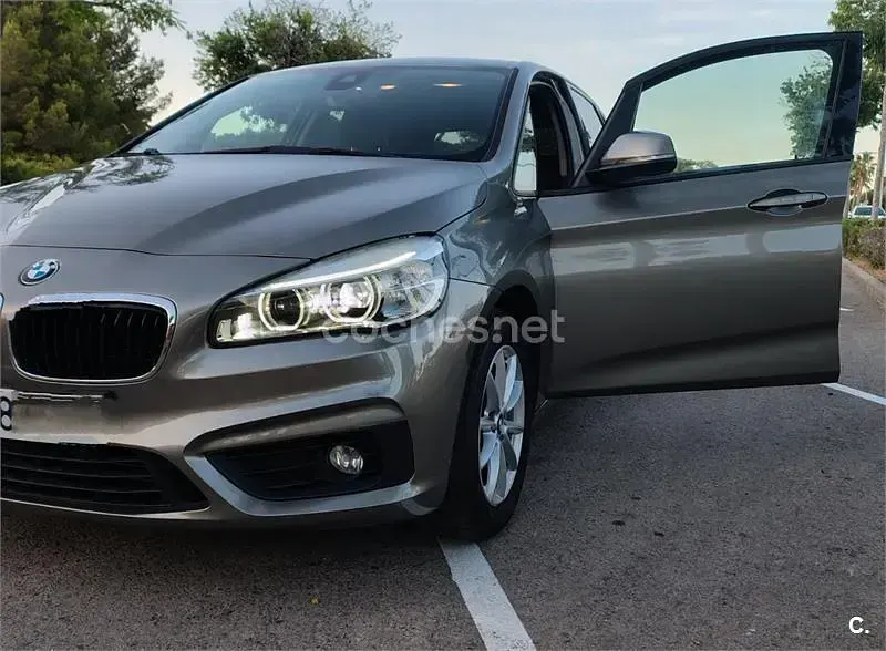 Usado BMW 218 Advantage 150 CV (110 kW) 2014 Beige Familiar