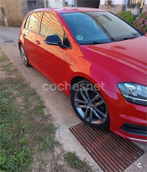 Rojo Usado 2014 VW Golf VII Edition Berlina | 13.900 € (Caro) - Imagen 1/4