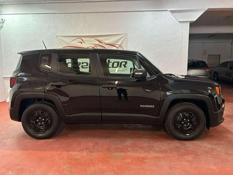 Usado Jeep Renegade Sport 110 CV (80 kW) 2017 Negro SUV