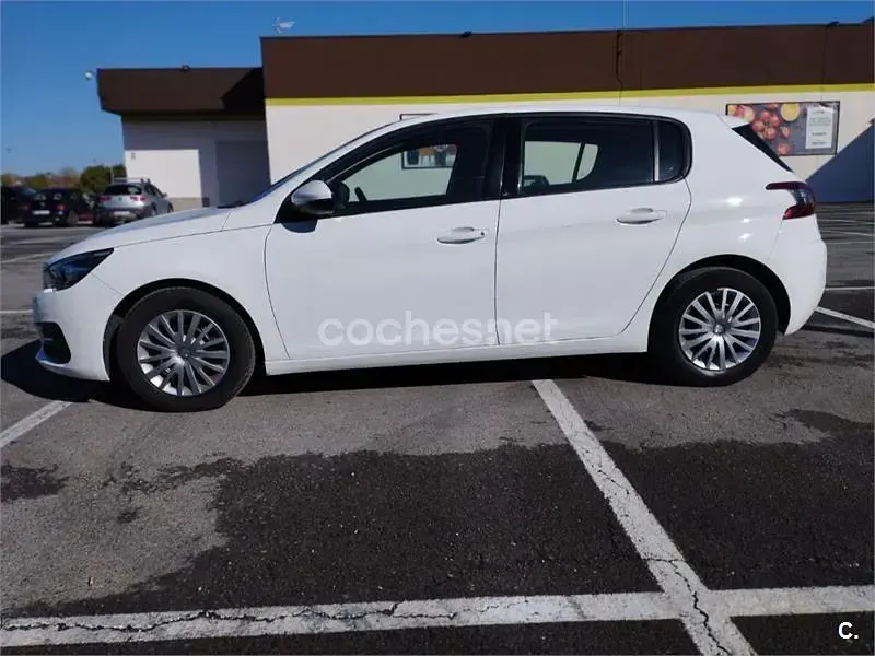 Usado Peugeot 308 Business-Line 100 CV (73 kW) 2019 Blanco Berlina
