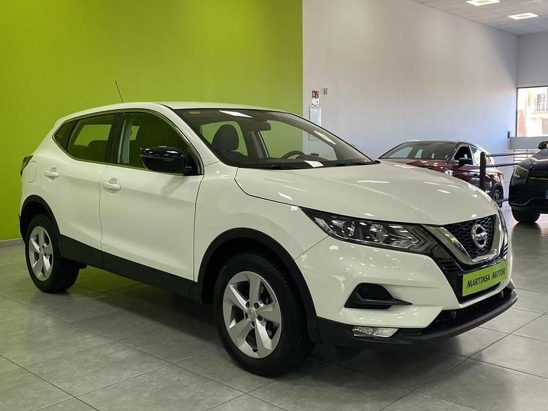 Usado Nissan Qashqai Acenta 115 CV (84 kW) 2019 Blanco SUV