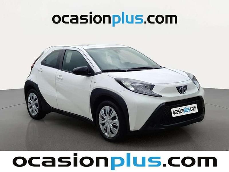 Occasion Toyota Aygo Play 72 PK (52 kW) 2023 Wit Hatchback