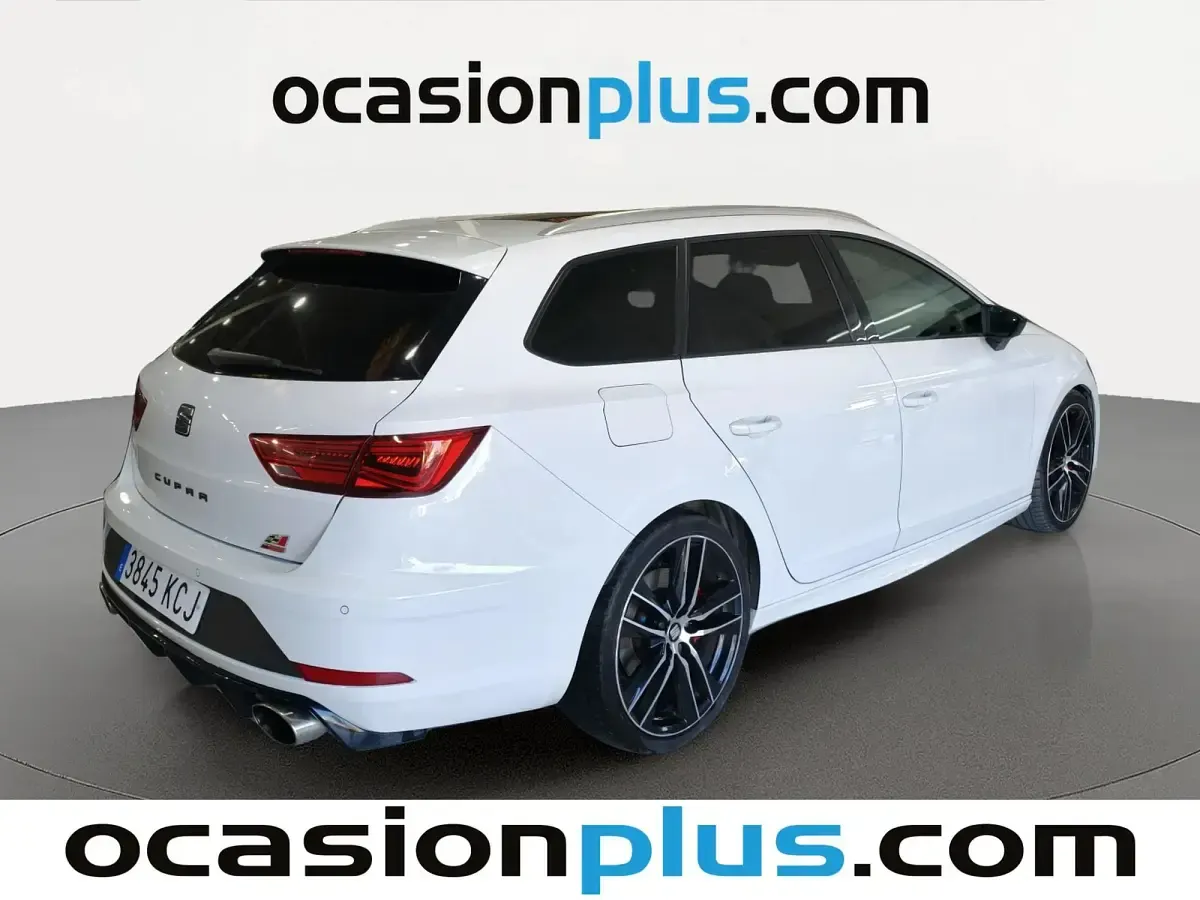 Usado Seat Leon 4Drive 300 CV (220 kW) 2017 Blanco Utilitario