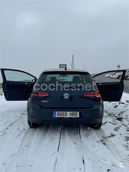 Usado VW Golf Sport 105 CV (77 kW) 2013 Azul Berlina