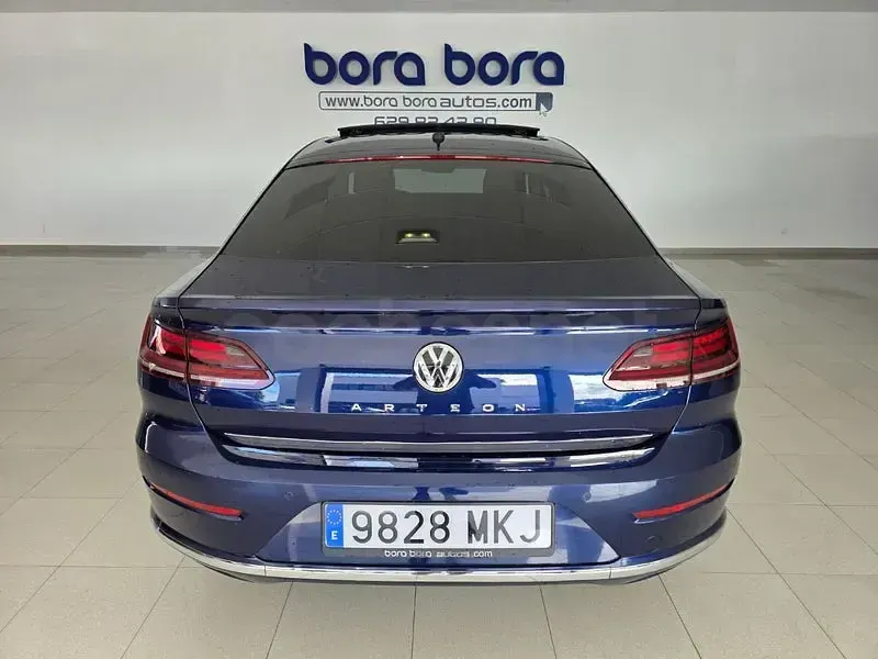 Usado VW Arteon 150 CV (110 kW) 2018 Azul Utilitario