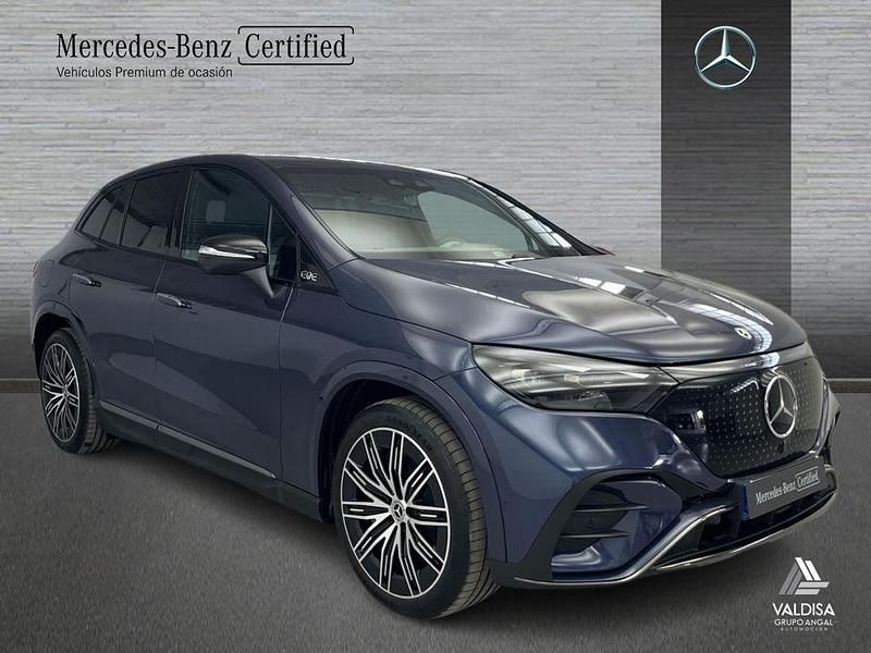 Usado Mercedes EQE350 AMG 235 kW (320 CV) 2025 Azul sodalita SUV