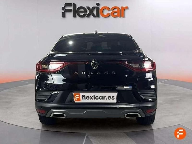Usado Renault Arkana RS Line 145 CV (106 kW) 2022 Negro SUV