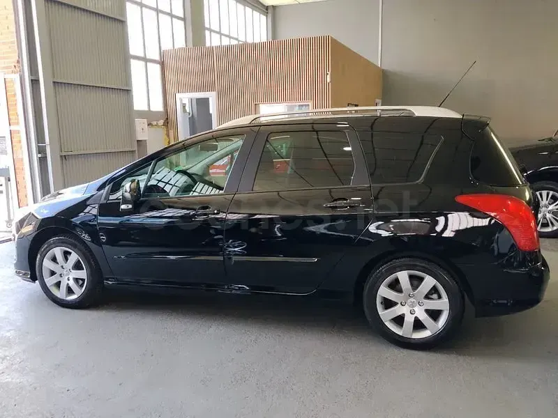 Usado Peugeot 308 Premium 120 CV (88 kW) 2009 Negro Berlina