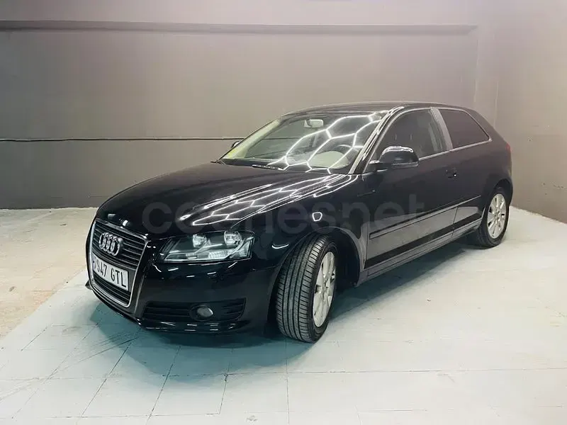 Używany Audi A3 Ambiente 105 KM (77 kW) 2010 Czarny Hatchback