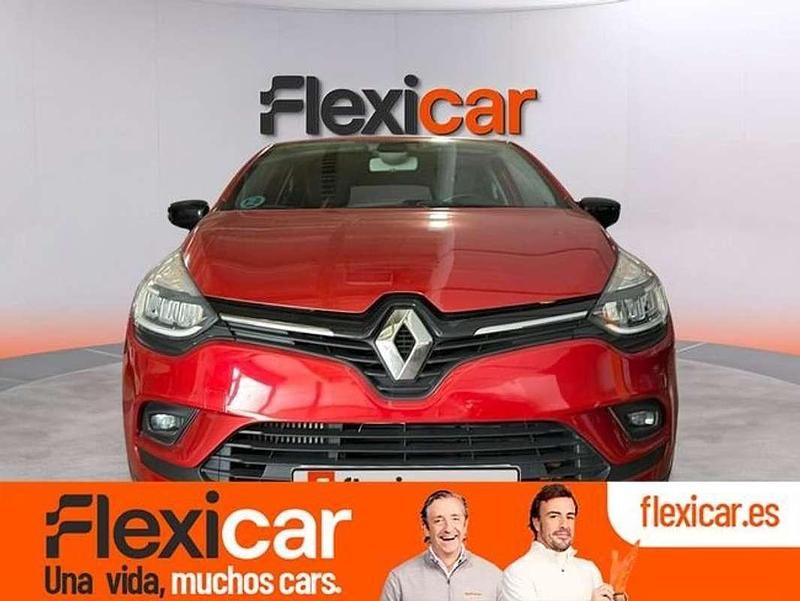 Usado Renault Clio IV Zen 91 CV (66 kW) 2019 Rojo Utilitario