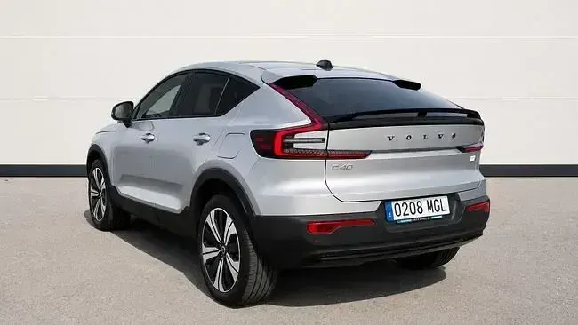 Usado Volvo C40 Plus 169 kW (231 CV) 2023 Beige SUV