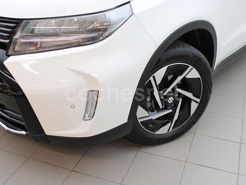 Usado Suzuki Vitara 129 CV (94 kW) 2025 Blanco SUV