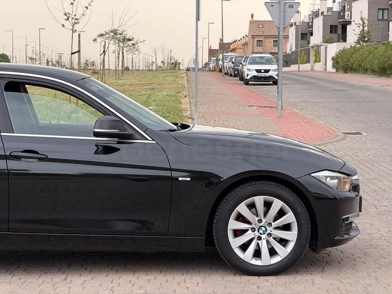 Usado BMW 316 116 HP (85 kW) 2015 Preto Sedan