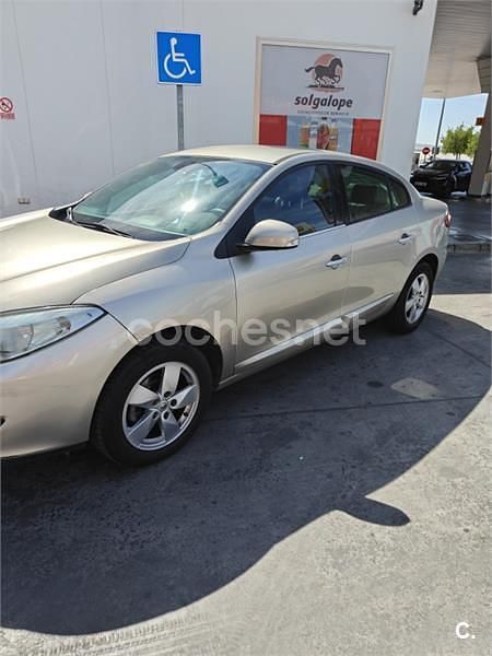 Usado Renault Fluence Dynamique 110 CV (80 kW) 2011 Beige Berlina