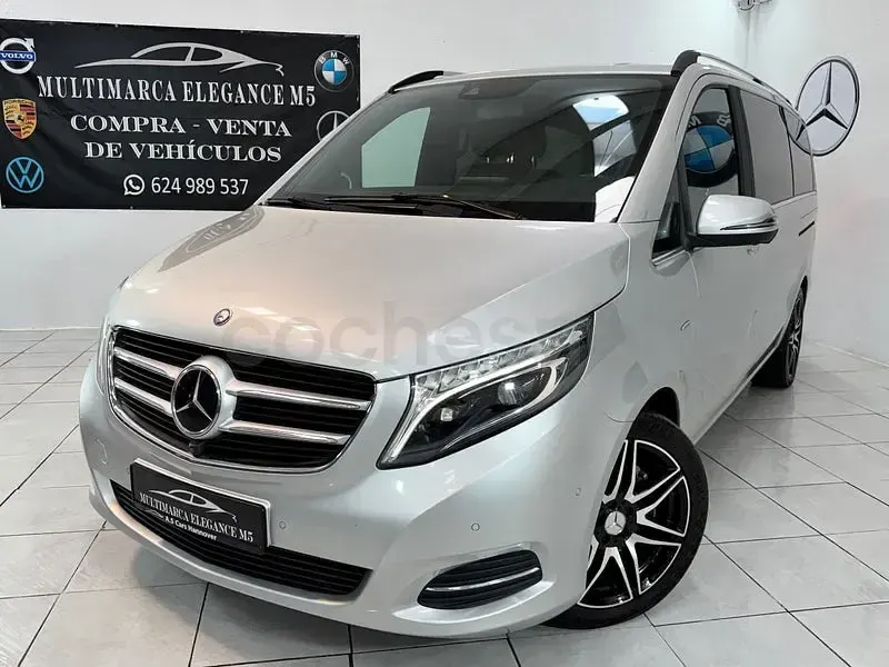 Usado Mercedes V250 Exclusive 204 CV (150 kW) 2018 Gris / plata Monovolumen