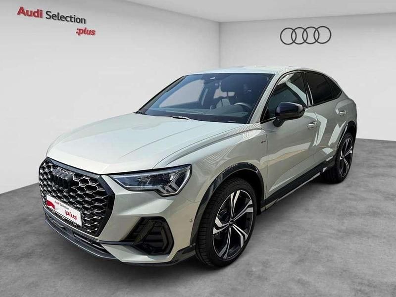 Plateado Usado 2025 Audi Q3 Sportback Ambiente SUV | 48.700 € (Caro) - Imagen 1/4