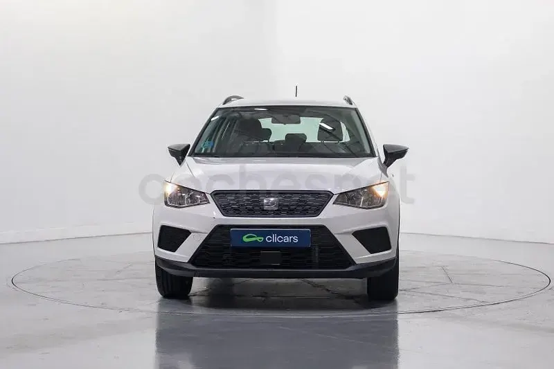 Usado Seat Arona Style 90 HP (66 kW) 2019 Branco SUV