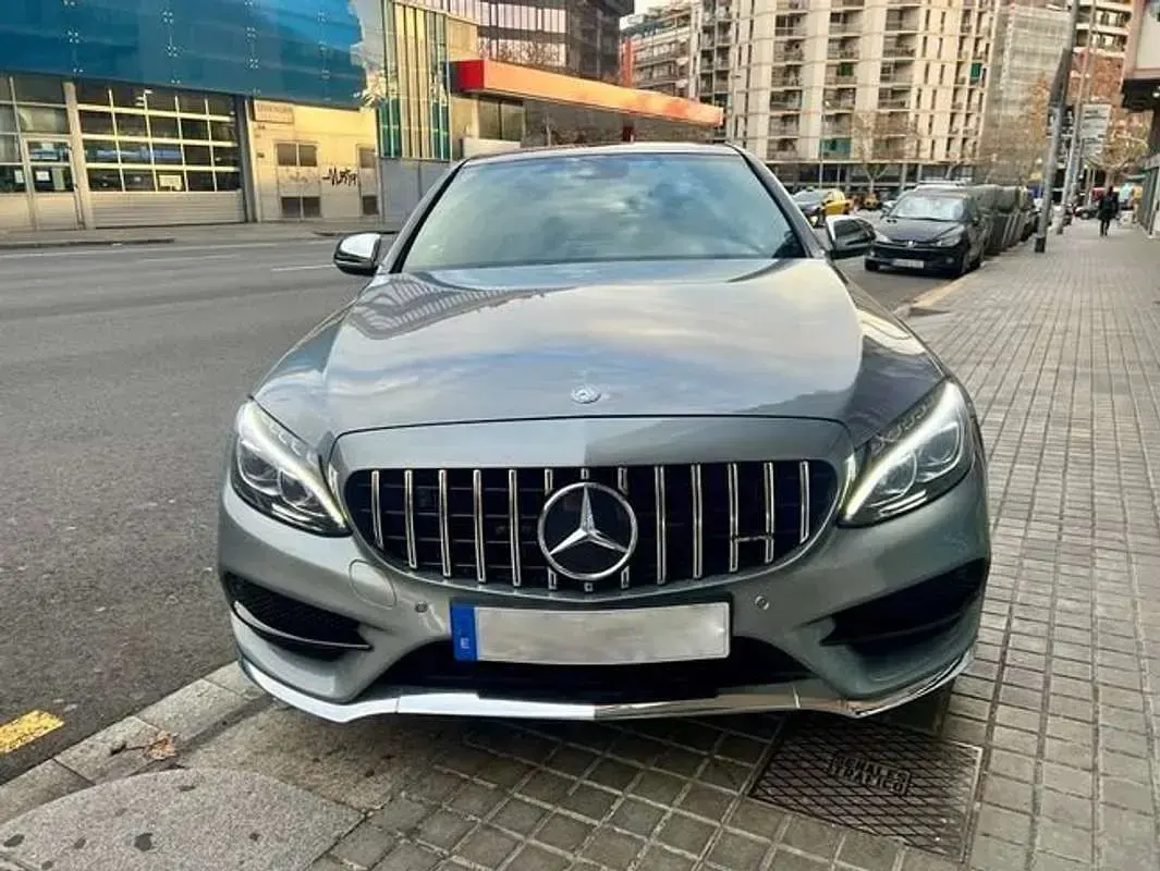 Usado Mercedes C220 AMG 170 CV (125 kW) 2015 Gris Berlina