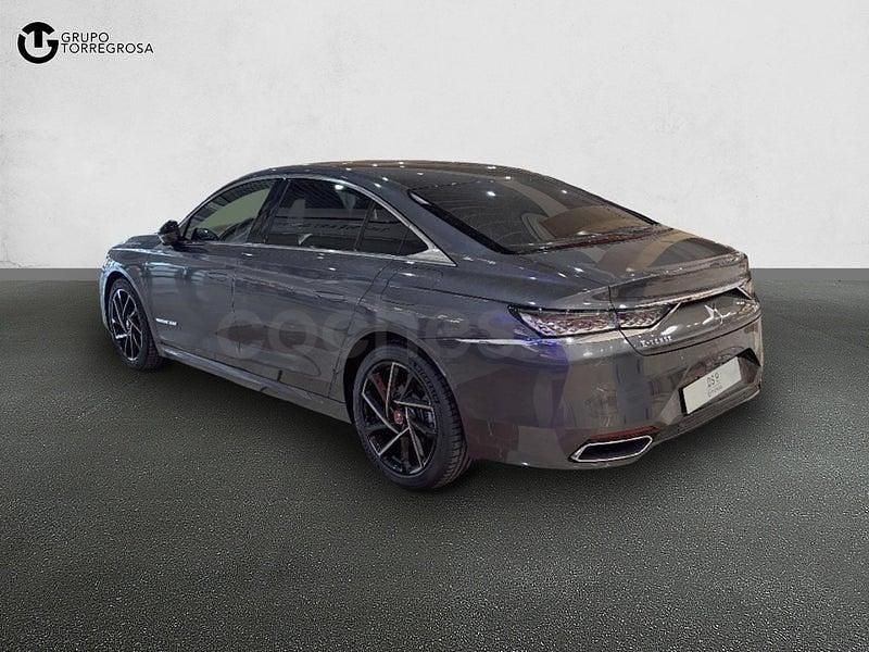 Nuevo DS Automobiles DS9 Performance 250 CV (183 kW) 2025 Gris / plata Berlina