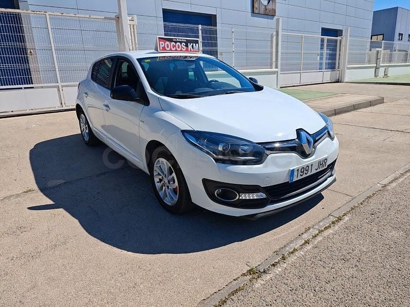 Usado Renault Mégane Bose Edition 110 CV (80 kW) 2015 Blanco Berlina