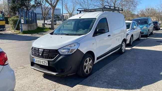 Usado Dacia Dokker Essentiel 101 CV (74 kW) 2019 Blanco Monovolumen