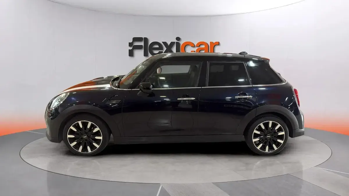 Usado Mini Cooper 136 CV (100 kW) 2021 Azul Utilitario
