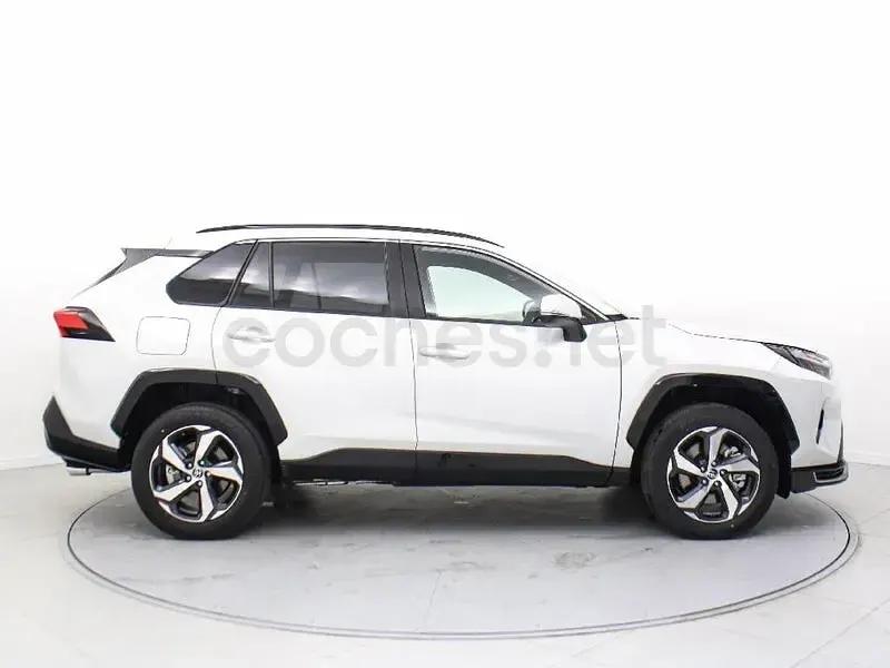 Usado Toyota RAV4 Hybrid Advance 306 CV (225 kW) 2025 Blanco SUV