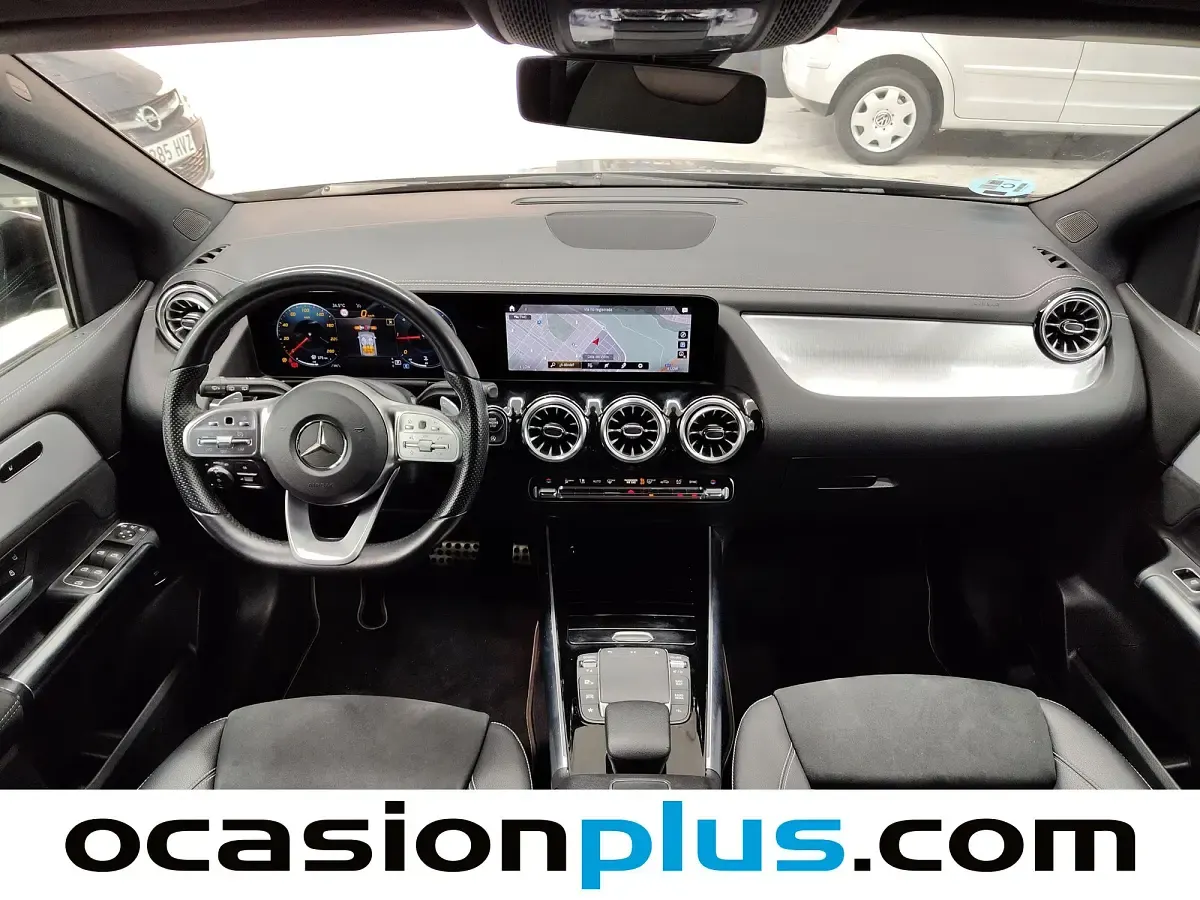 Usado Mercedes B200 AMG 150 CV (110 kW) 2021 Gris Utilitario