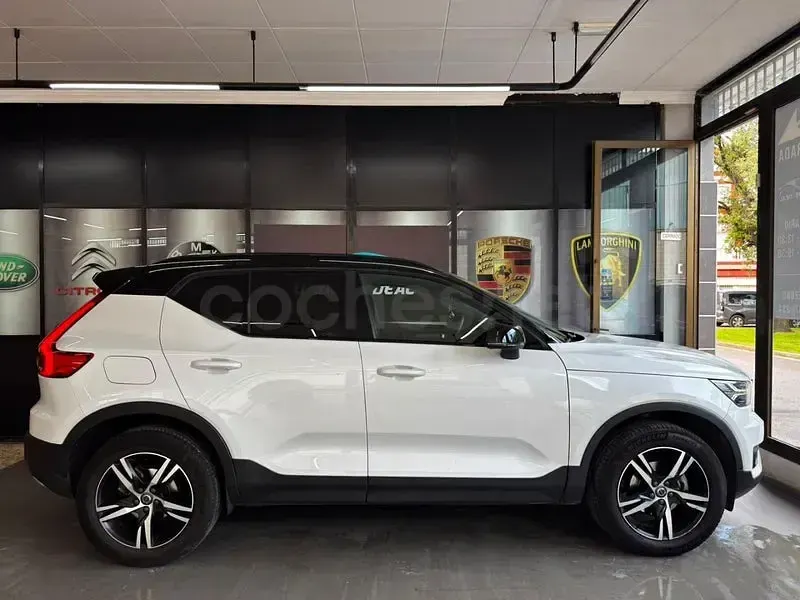 Usado Volvo XC40 R-Design 156 CV (114 kW) 2018 Blanco SUV