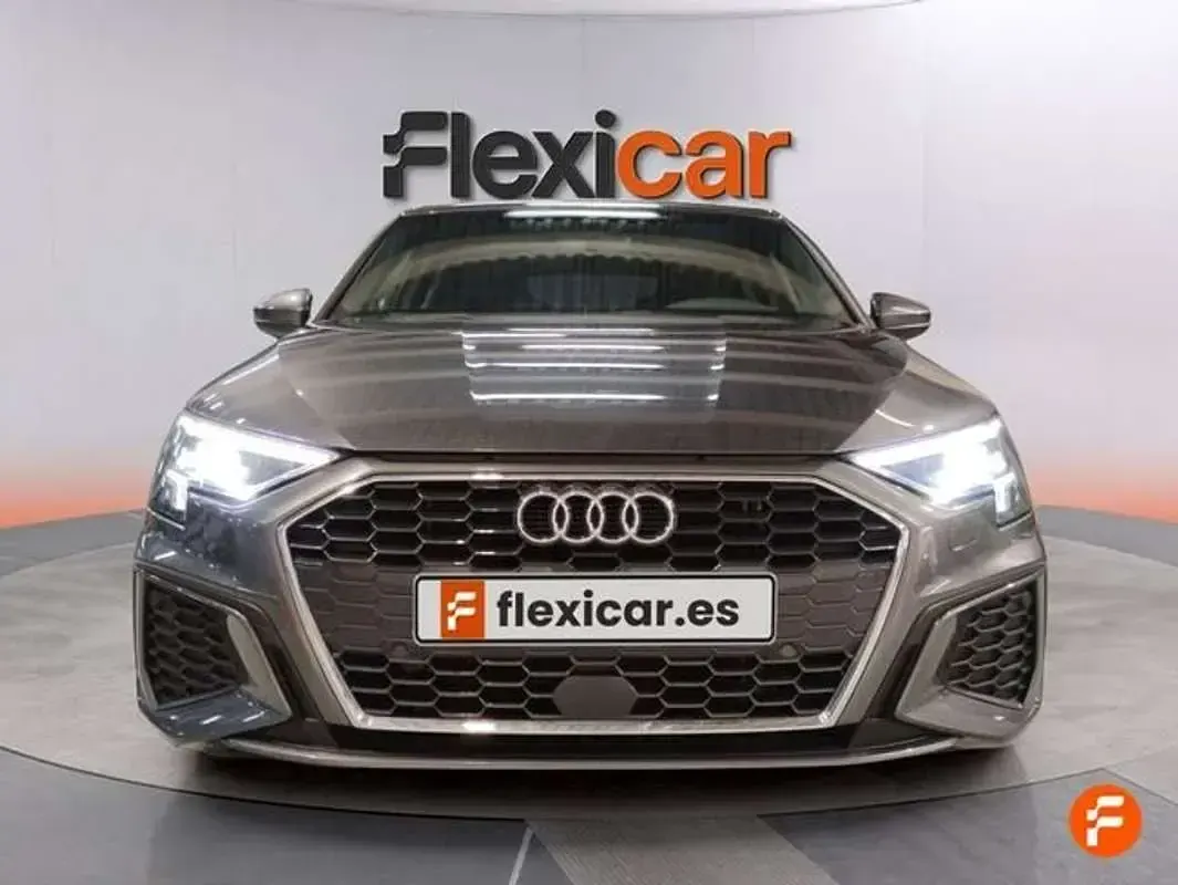 Usado Audi A3 Sportback 110 CV (80 kW) 2022 Gris Utilitario