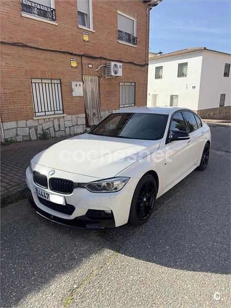 Usado BMW 318 Sport Line 143 CV (105 kW) 2013 Blanco Berlina