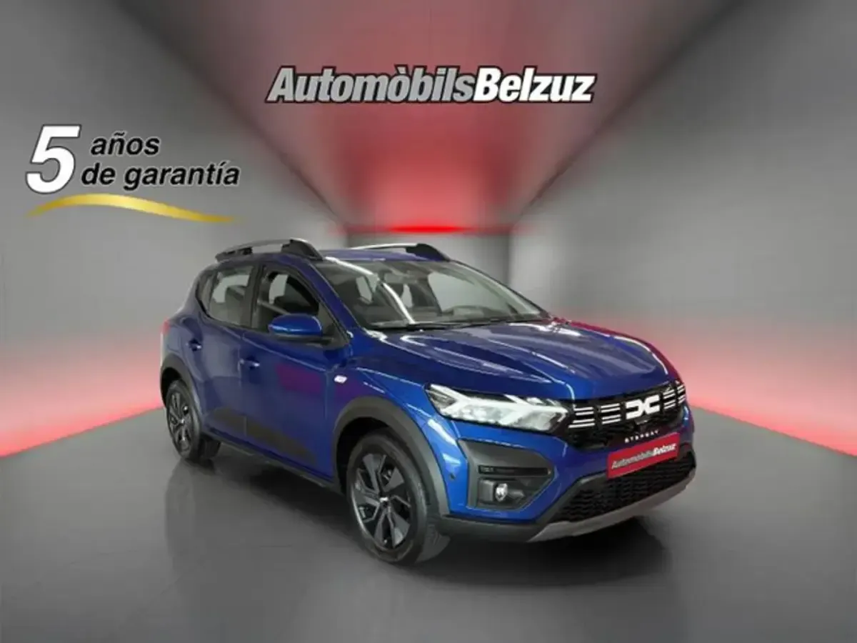 Käytetty Dacia Sandero Essentiel 101 HP (74 kW) 2025 Sininen Viistoperä