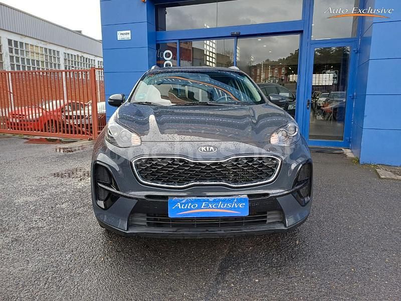 Usado Kia Sportage 115 CV (84 kW) 2019 Gris / plata SUV