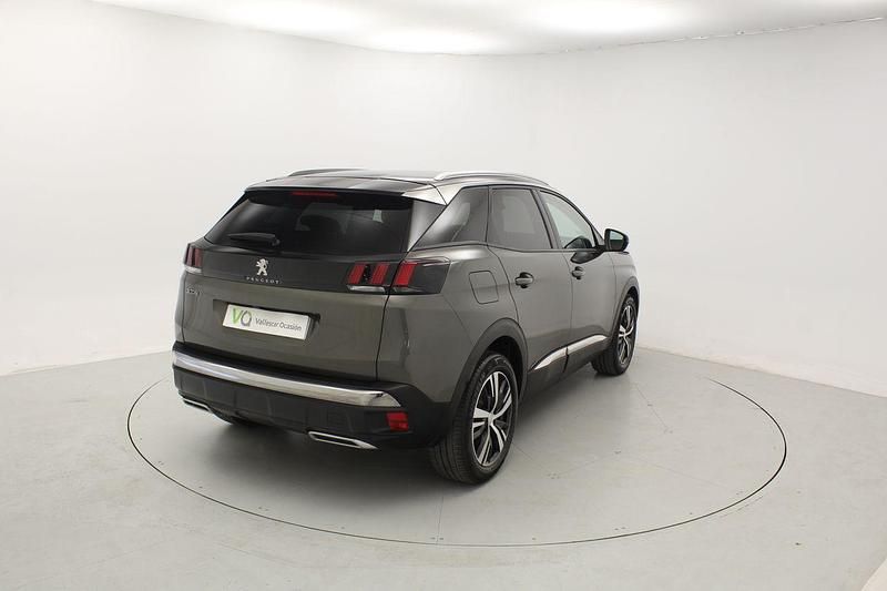Usado Peugeot 3008 Allure 131 CV (96 kW) 2019 Gris Monovolumen