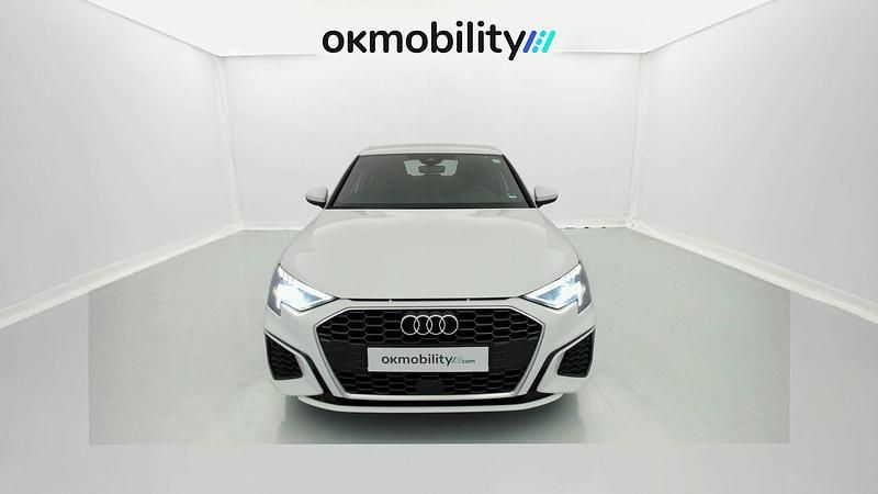 Usado Audi A3 Sportback e-tron S-Line 150 CV (110 kW) 2023 Ibis weiss Utilitario