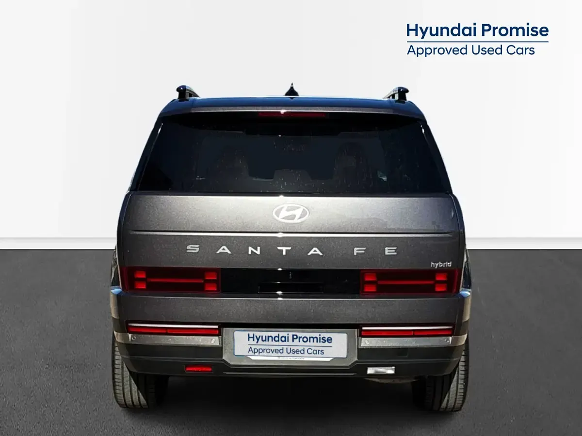 Usado Hyundai Santa Fe Style 179 HP (131 kW) 2025 SUV