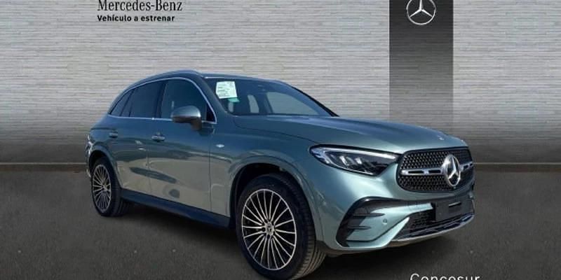 Nuevo Mercedes GLC300e 333 CV (244 kW) 2025 Verde